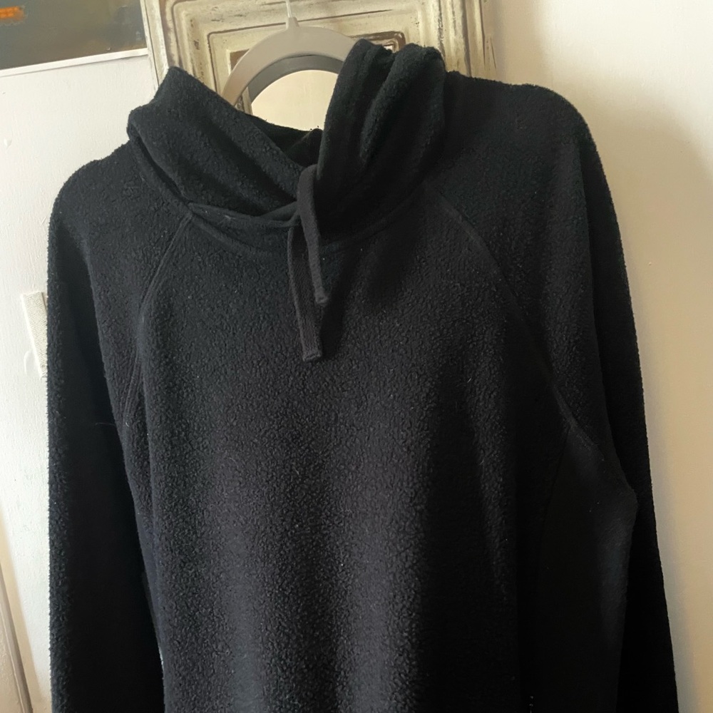 Alo Yoga hoodie